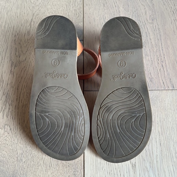 Tan Cat and Jack girls sandals - Picture 3 of 7